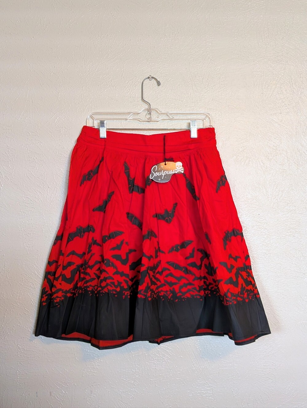 Sourpuss Pinup Retro Spooksville Black Red Bats Swing Circle Skirt L NWT